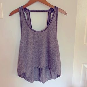 Lululemon crop tank!